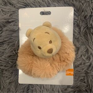 BNWT Disneyland Hong Kong Winnie the Pooh Plush Fluffy Scrunchy Hair tie